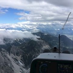 Flugwegposition um 08:12:29: Aufgenommen in der Nähe von Gemeinde Ferlach, Ferlach, Österreich in 2467 Meter
